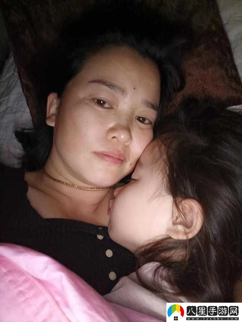 閨女 17 歲每天晚上要抱著(zhù)睡