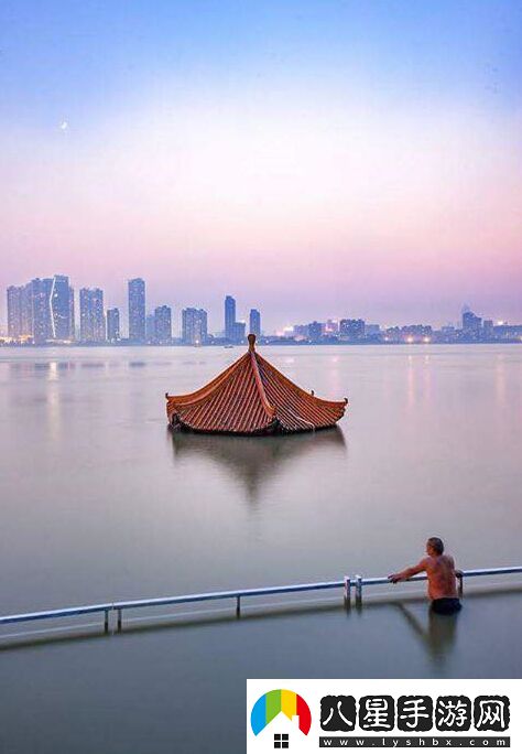 炎炎夏日再窮不能沒(méi)空調妹子驚嘆你連風(fēng)油精都不如