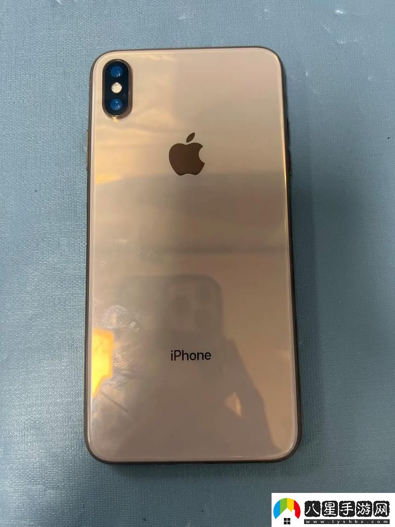 “iPhoneXSMax在日本反轉的科技怪獸”