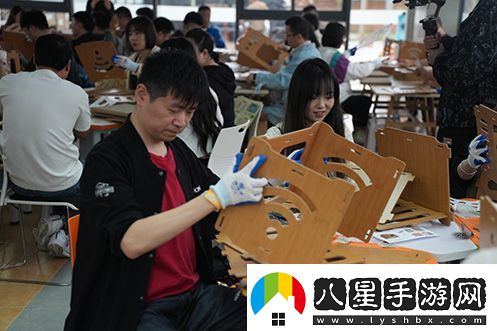 永恒之塔攜手玩家登陸“上海貓島”參與公益項目關(guān)愛(ài)社區流浪貓