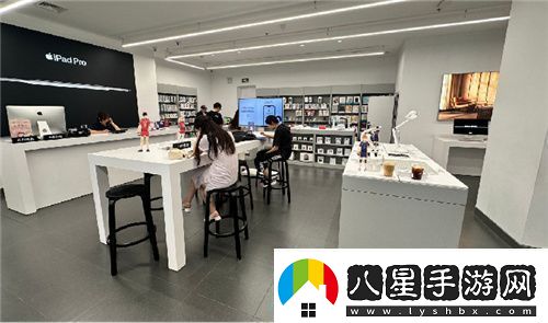 把*場(chǎng)對決做成新版本和萬(wàn)達、蘋(píng)果開(kāi)啟全國聯(lián)動(dòng)！排球少年手游更新玩得很大！