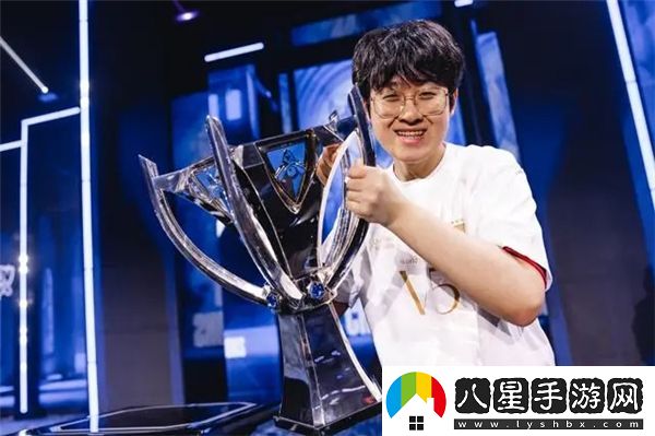 英雄聯(lián)盟T1戰隊冠軍皮膚應該選擇哪一款最為合適