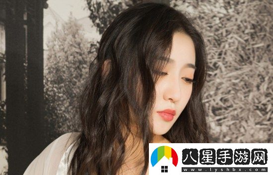 真實(shí)雙人插畫(huà)的視頻