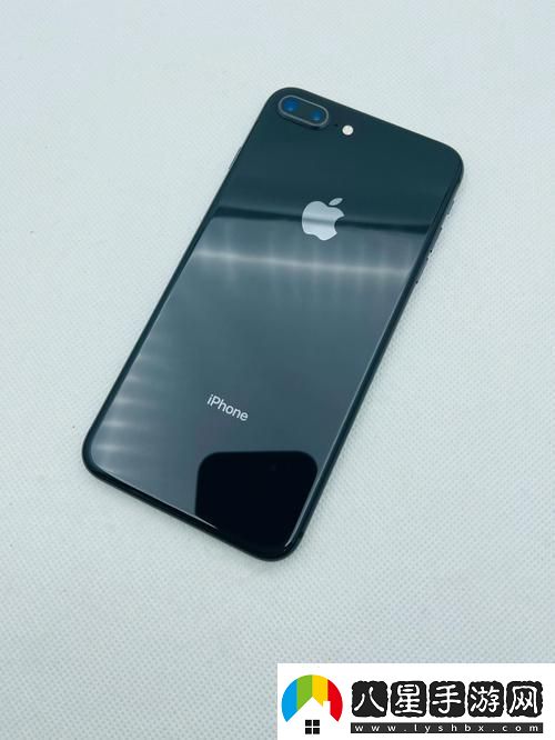 俄式風(fēng)味iPhone8科技浪潮里的霸主