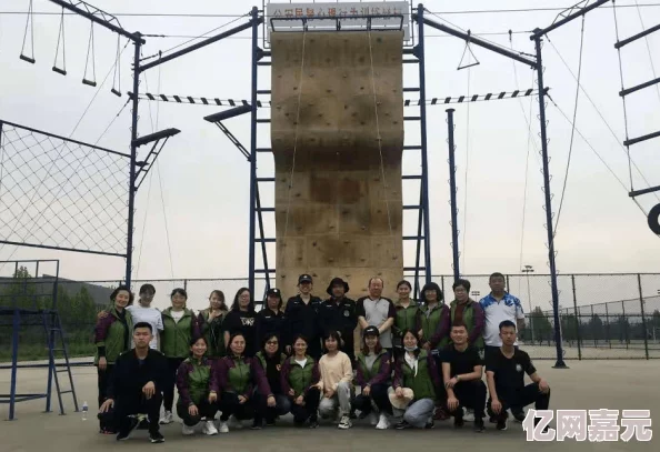 震驚！在學(xué)校能不能干濕你竟然有人在課堂上進(jìn)行這種行為師生關(guān)系一度緊張！