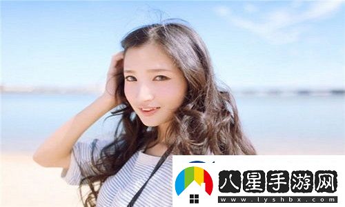 幾個(gè)裝修工人把我壓在茶幾