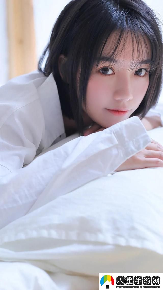 瞞著(zhù)老公加班的hr中字