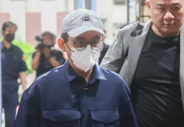 查持有未成年性影像！臺灣知名藝人黃子佼被判8個(gè)月