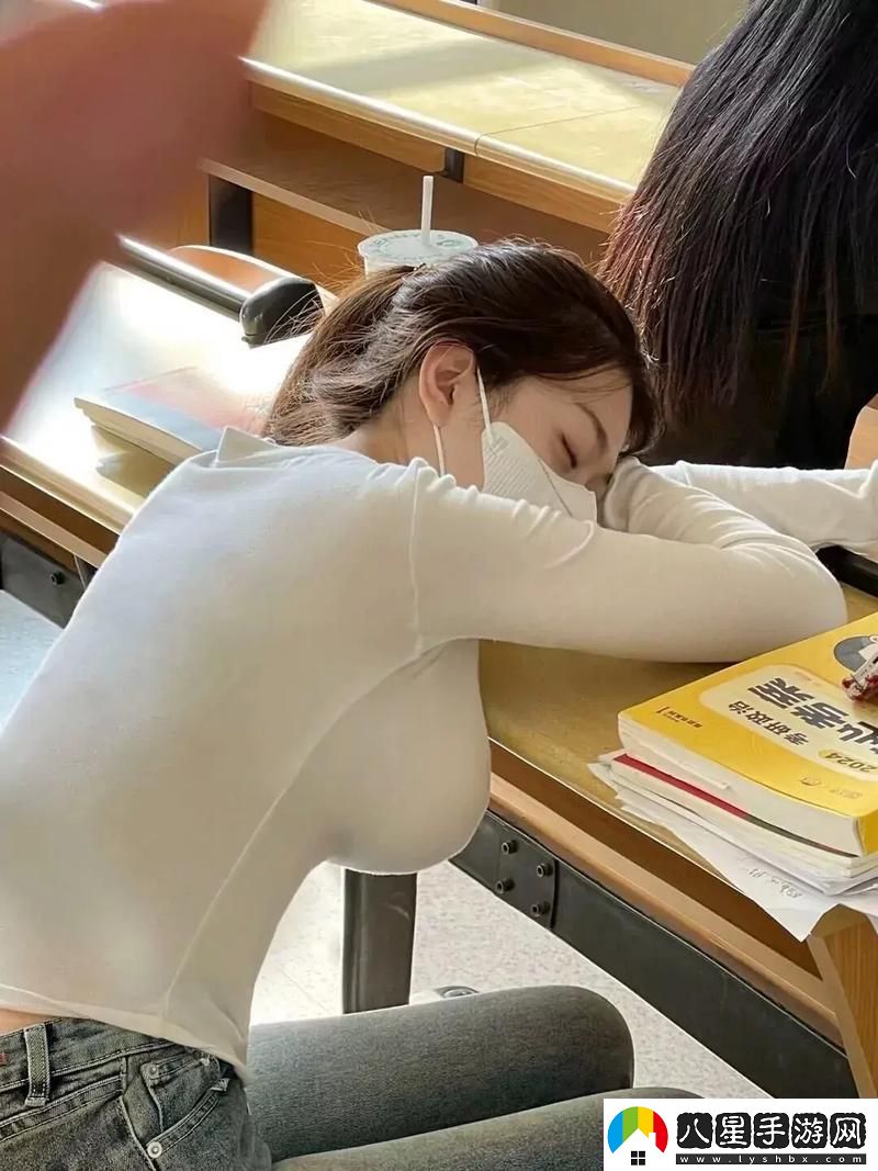 探討“豐滿(mǎn)的女鄰居三級”中的人性與欲望