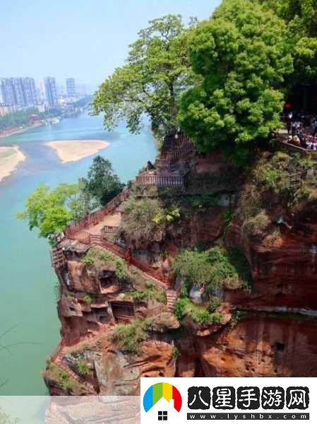 我們四個(gè)人換著(zhù)來(lái)