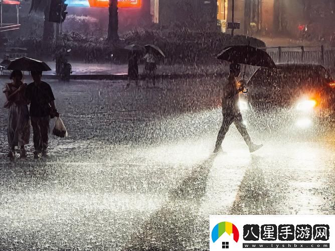 “雨天車(chē)站避雨秀創(chuàng  )新黑科技笑傲江湖”