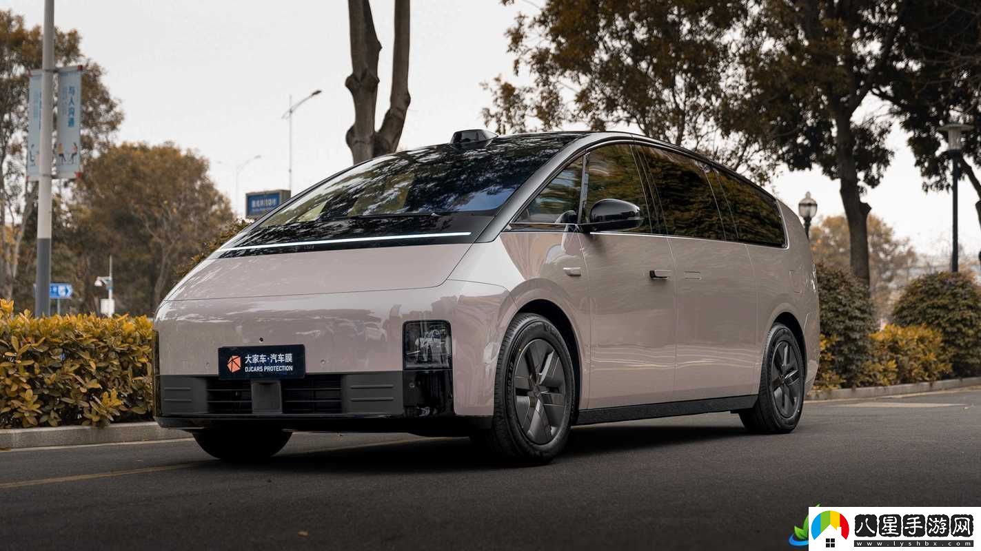 老板等不及了在車(chē)里做文章