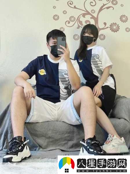 情侶晚上做運動(dòng)穿什么衣服比較好