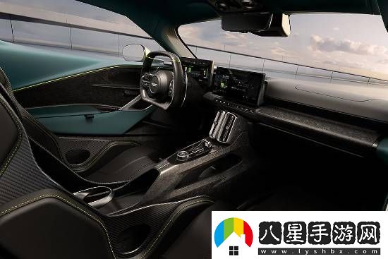 全球限量999輛！Valhalla超帥綠色旗艦超跑發(fā)布