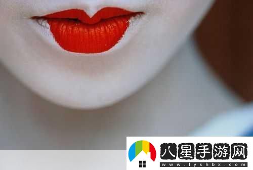 大腿中間的嘴唇
