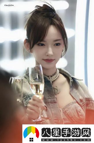 國產(chǎn)做受???蜜臀777cos風(fēng)潮來(lái)襲