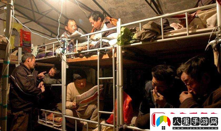 農民工工棚嫖妓驚現引發(fā)社會(huì )廣泛關(guān)注