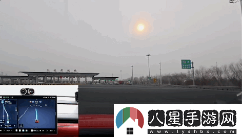 雷軍周末無(wú)休驗收小米「車(chē)位到車(chē)位」