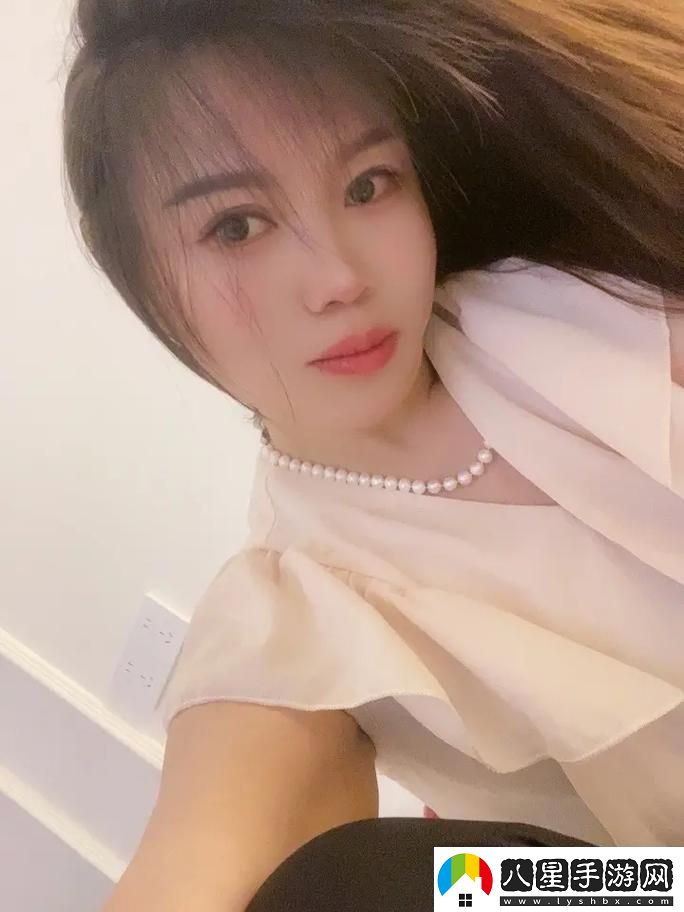 免費成年人??美女女
