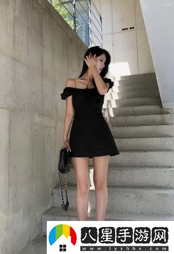 趴在床上雙腿叉開(kāi)會(huì )導致疼痛