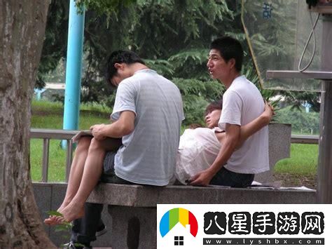 三個(gè)男躁一個(gè)女