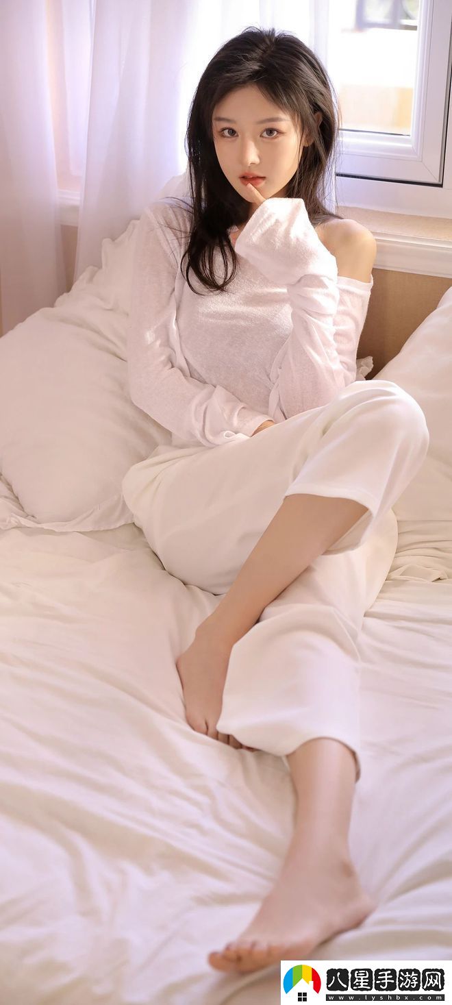 國產(chǎn)拗女V888的獨特風(fēng)格引發(fā)熱議！友