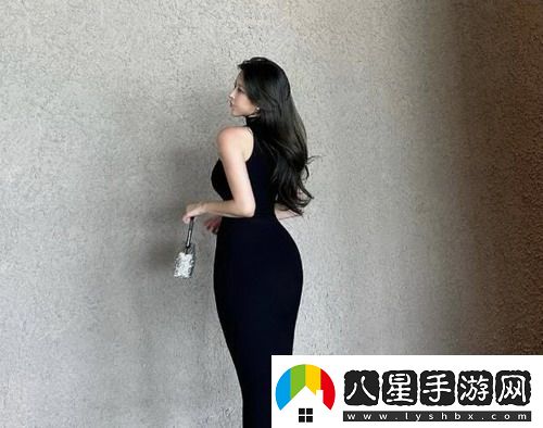 如何在網(wǎng)絡(luò )海洋中輕松找到免費看片的寶藏網(wǎng)站揭秘在線(xiàn)觀(guān)看人數的秘密！